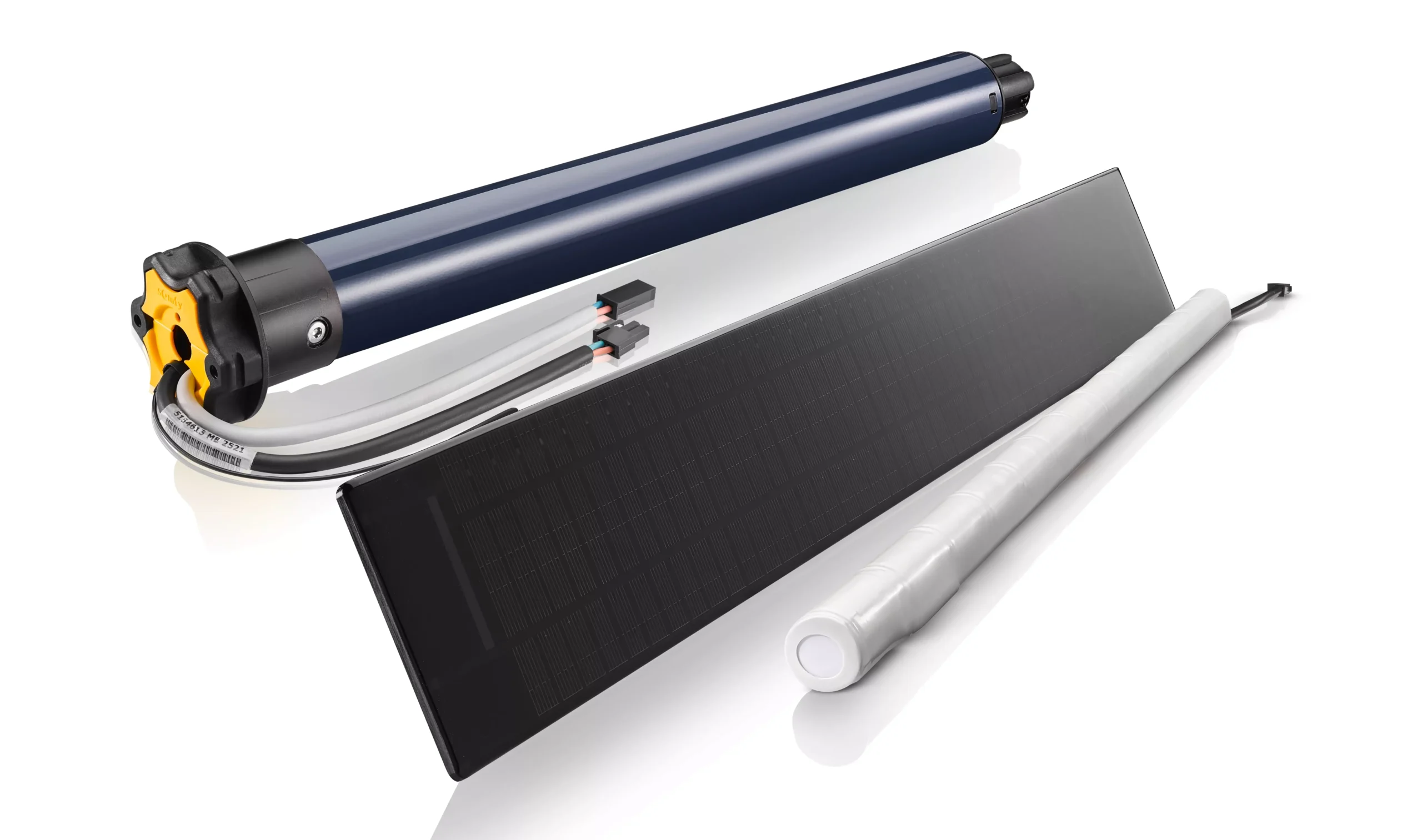 Der Antrieb des Somfy RS100 Solar io mit dem zugehörigen Solarmodul.